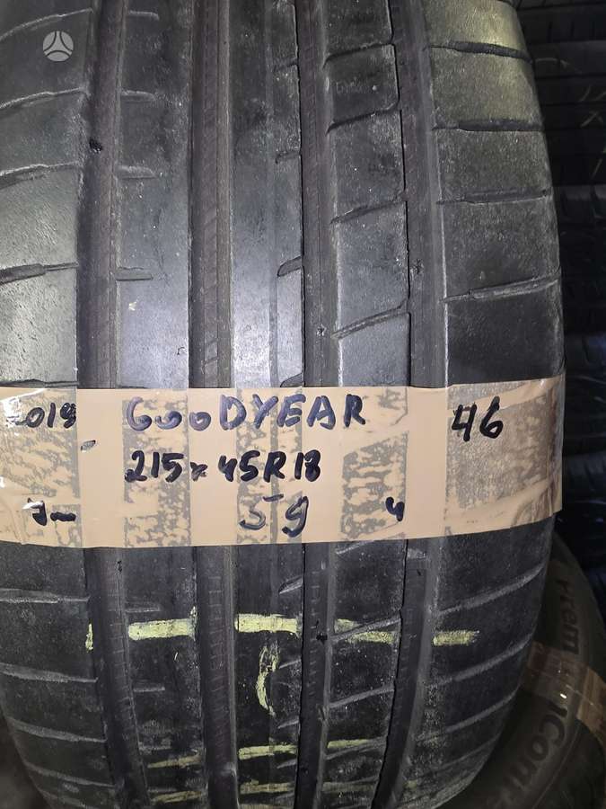 Goodyear, летние 215/45 R18