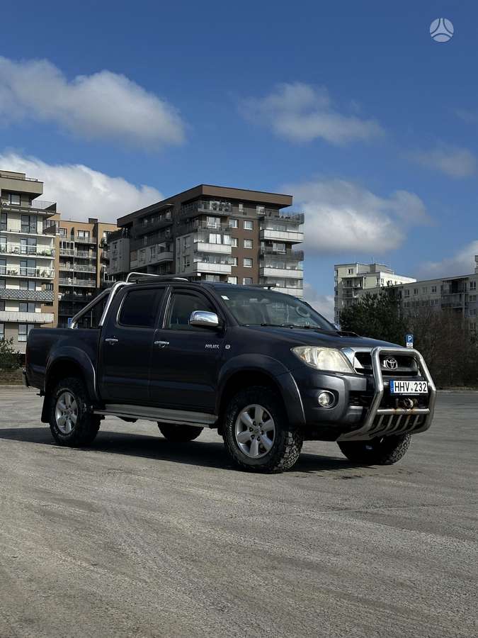Toyota Hilux, 2012