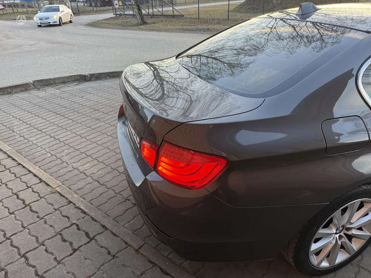 BMW 520, 0.2 l., Седан