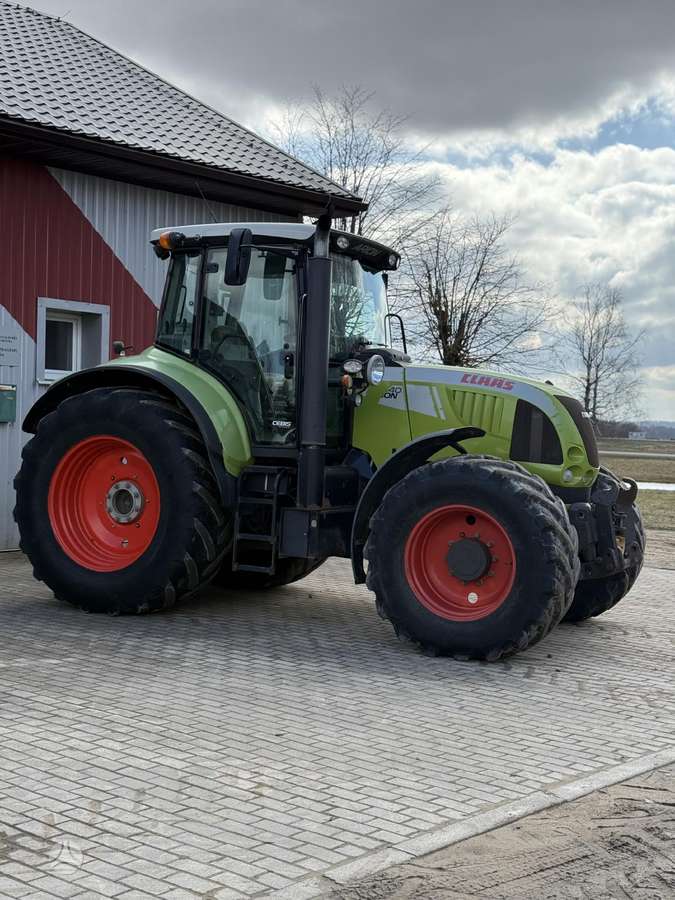 Claas ARION 640 CEBIS, tractors