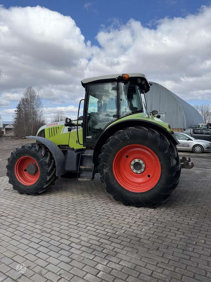 Claas ARION 640 CEBIS, traktoriai
