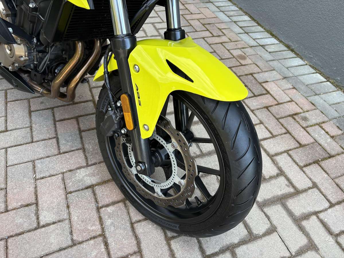 Honda CB 500cc, street / classic