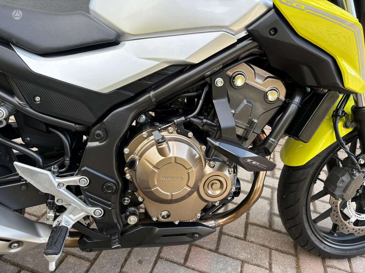 Honda CB 500cc, street / classic