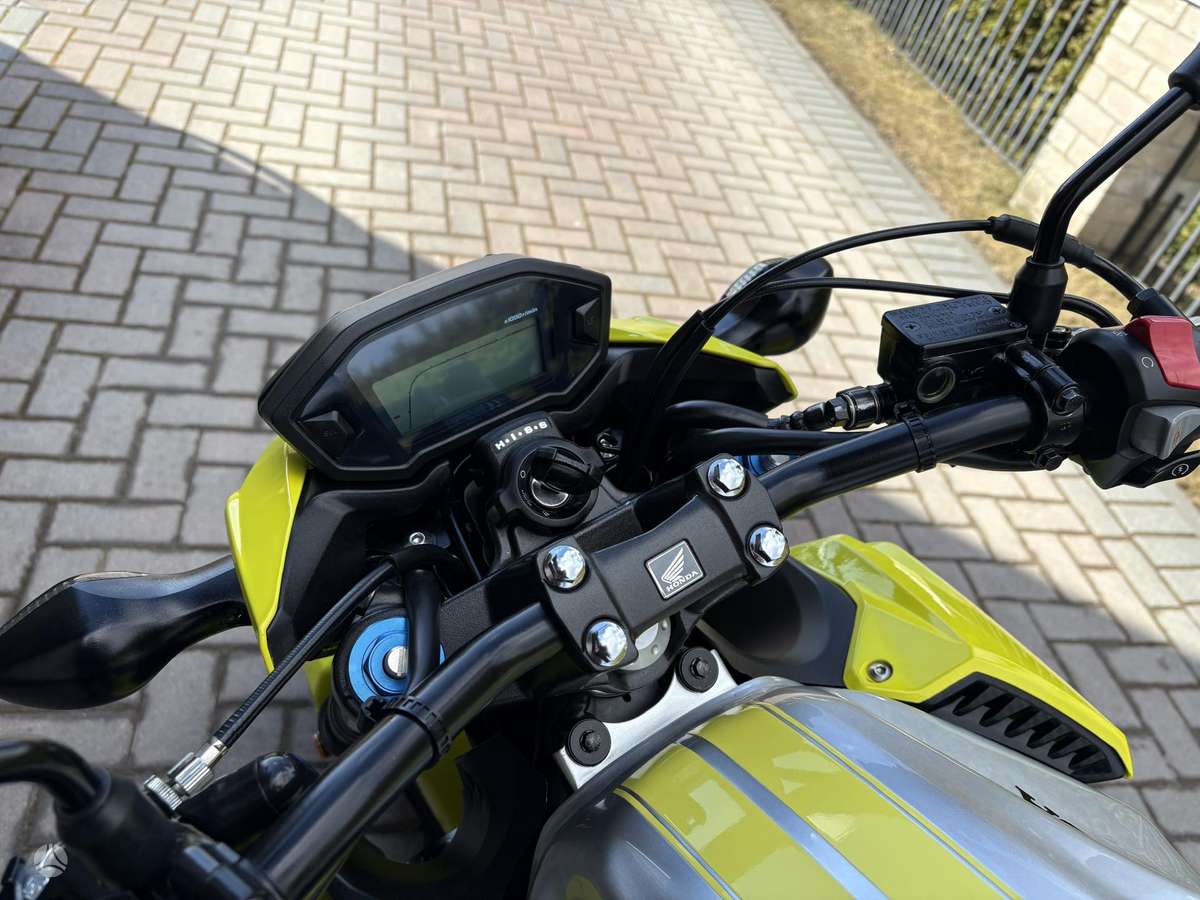 Honda CB 500cc, street / classic