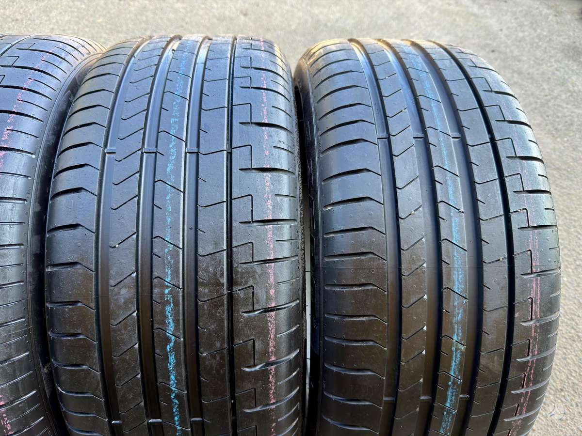 Pirelli Pzero, summer 245/40 R19