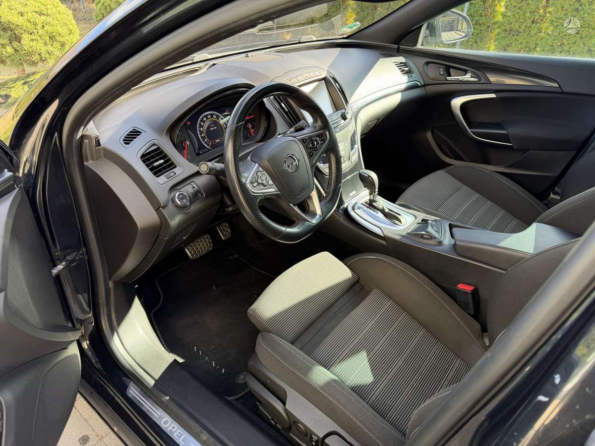Opel Insignia, 2.0 l., Универсал