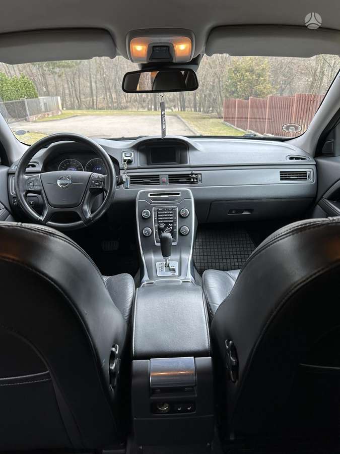 Volvo V70, 2.0 l., Универсал