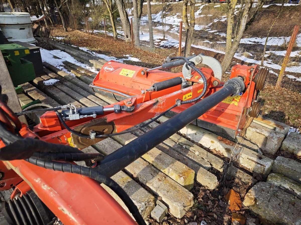 Kuhn TB 211 Select, сенокосилки / измельчители