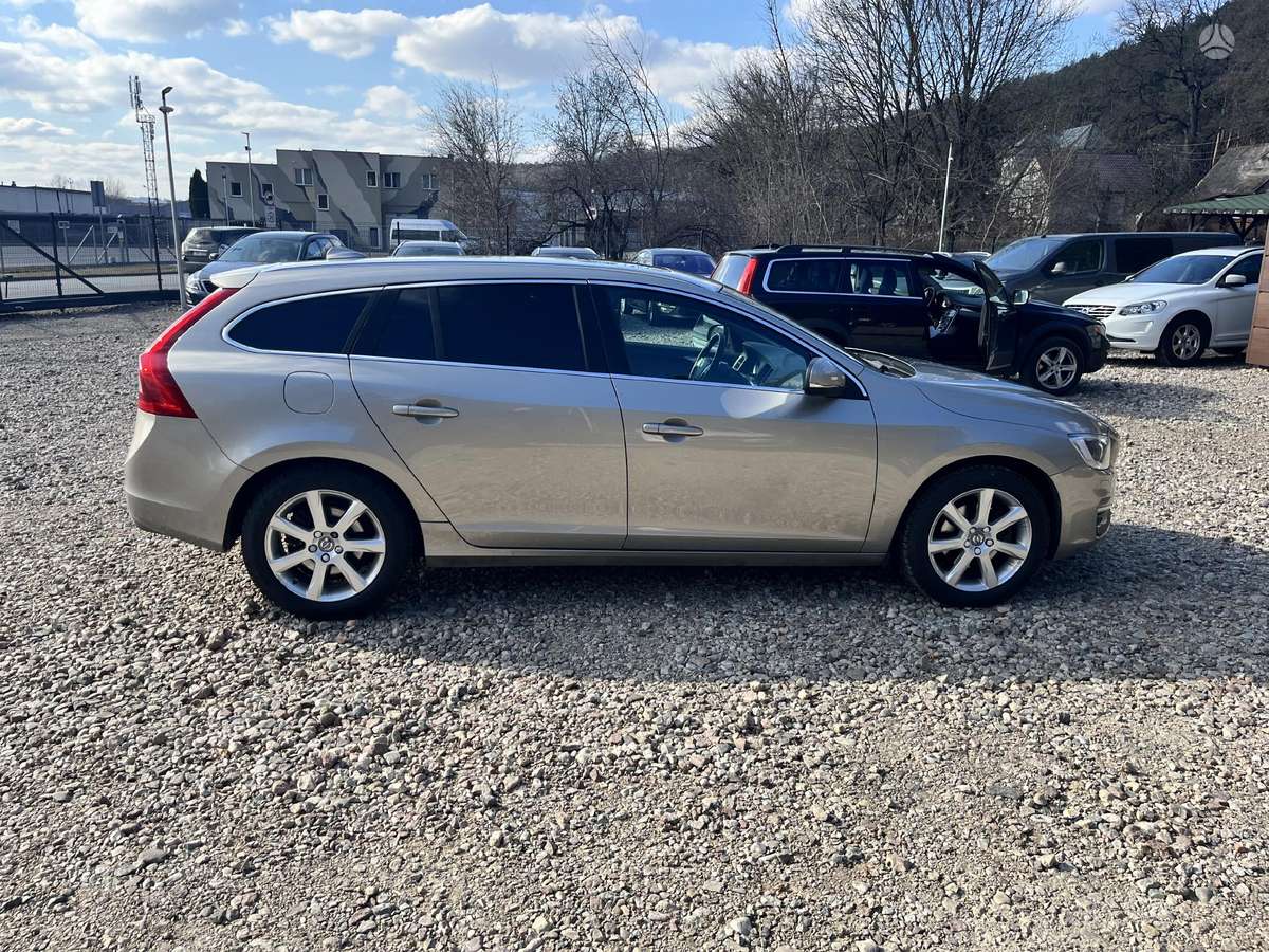 Volvo V60, 2.0 l., universalas