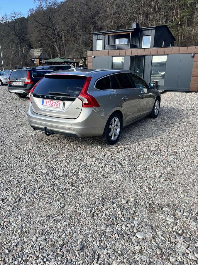 Volvo V60, 2.0 l., universalas