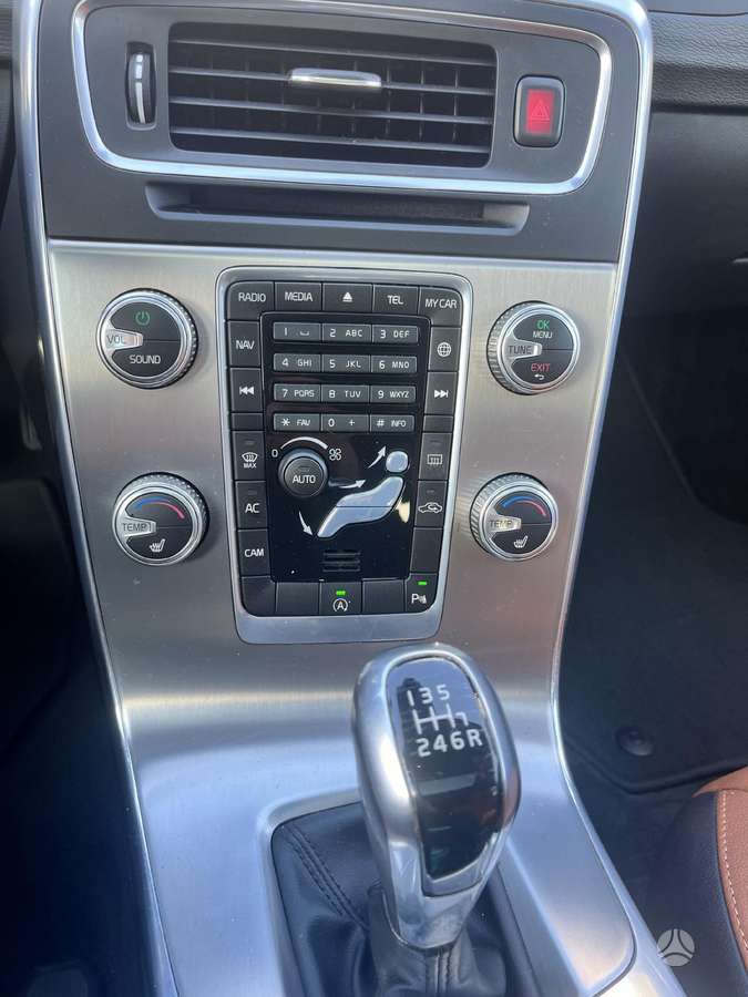 Volvo V60, 2.0 l., universalas