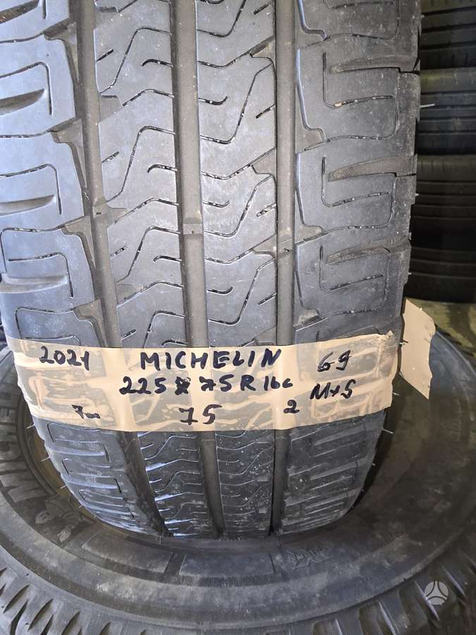 Michelin, всесезонные 225/75 R16