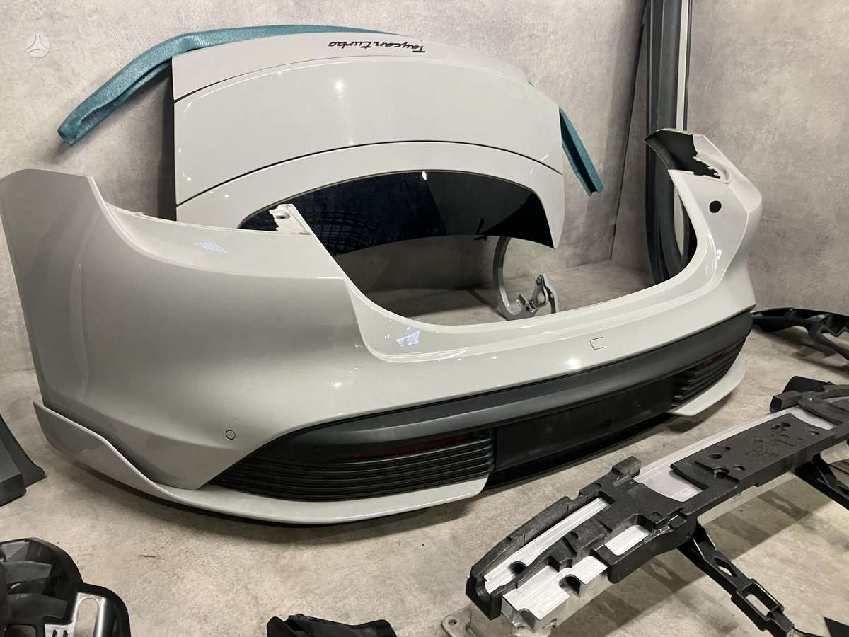 Porsche Taycan детали кузова