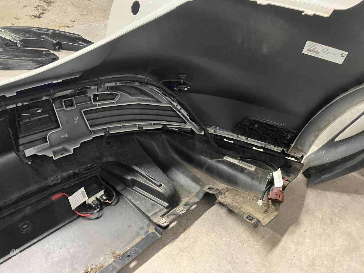 Porsche Taycan детали кузова