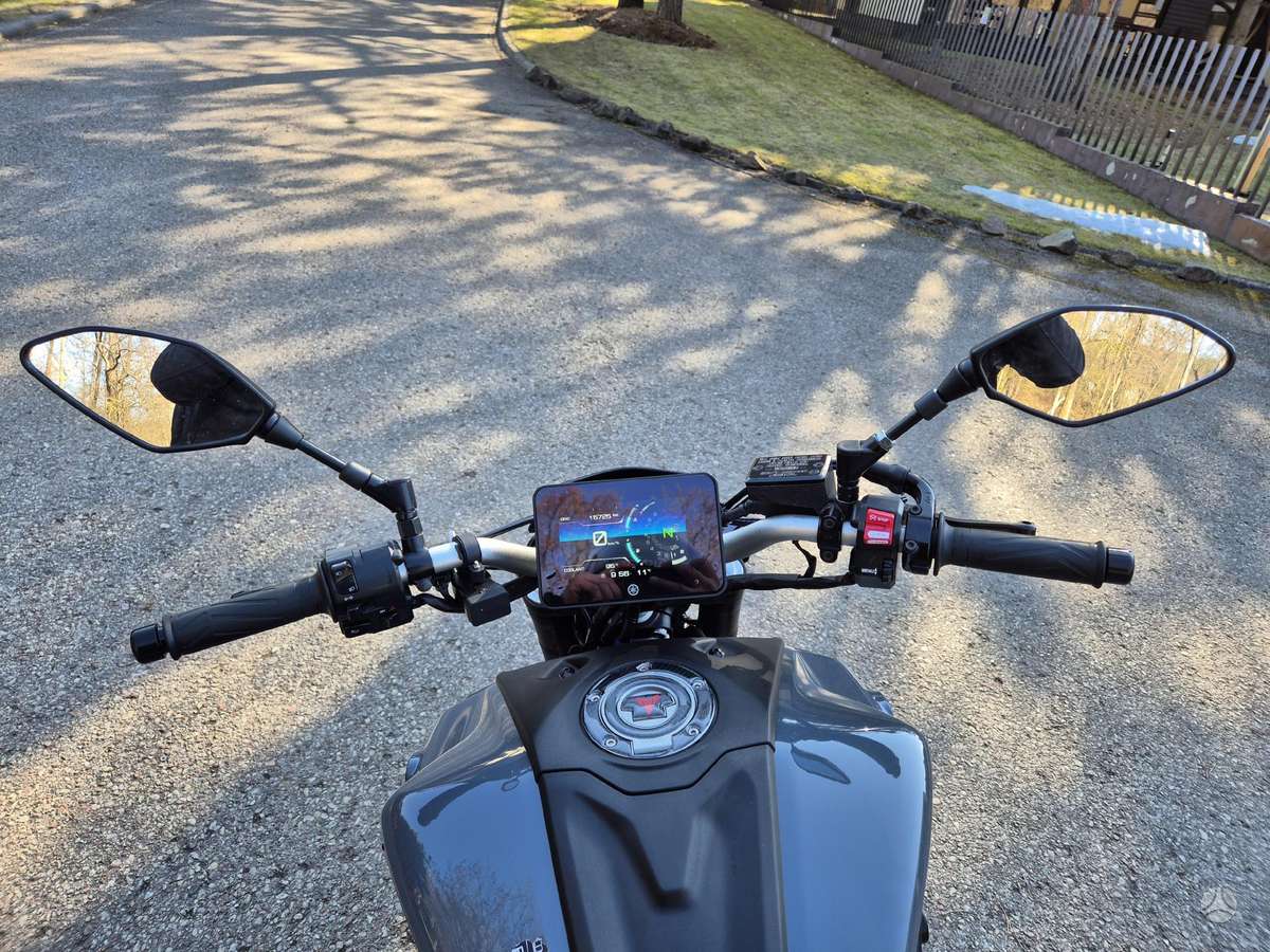 Yamaha MT 07, street / klasikiniai