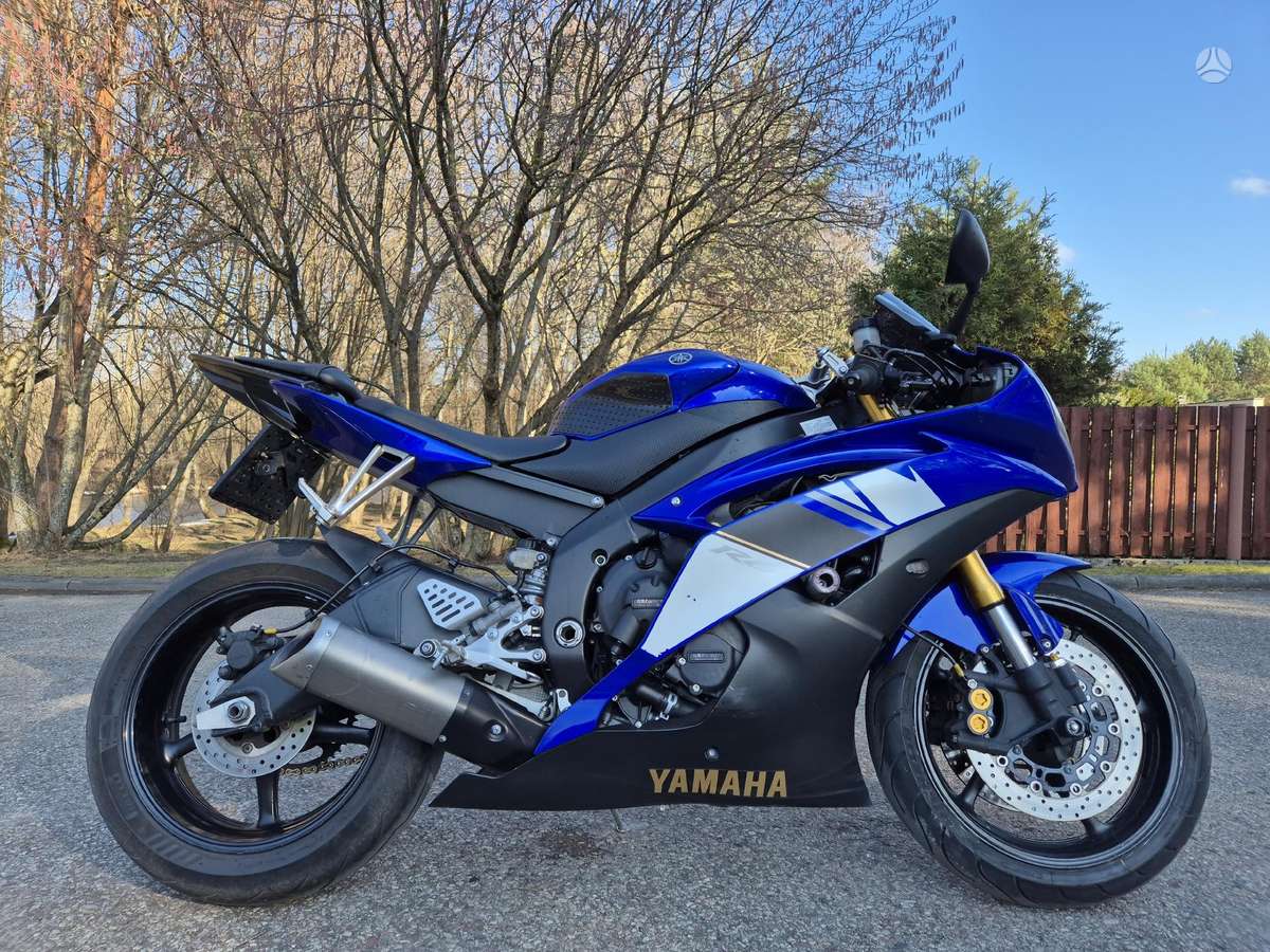 Yamaha R6, superbikes