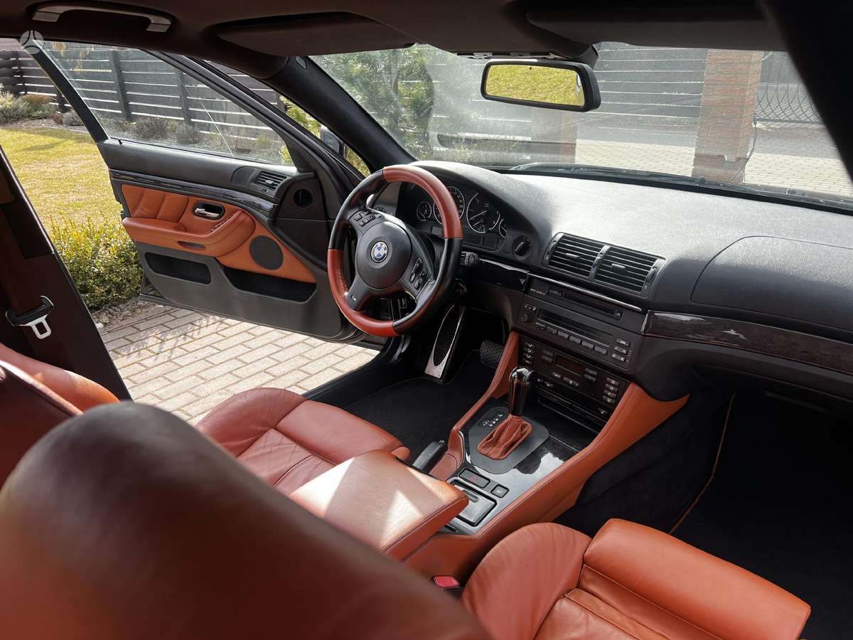 BMW 525, 2.5 l., wagon
