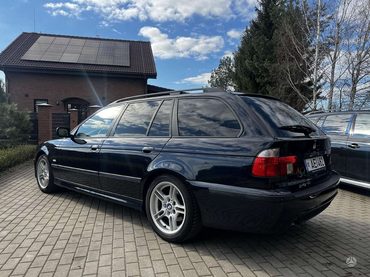 BMW 525, 2.5 l., wagon