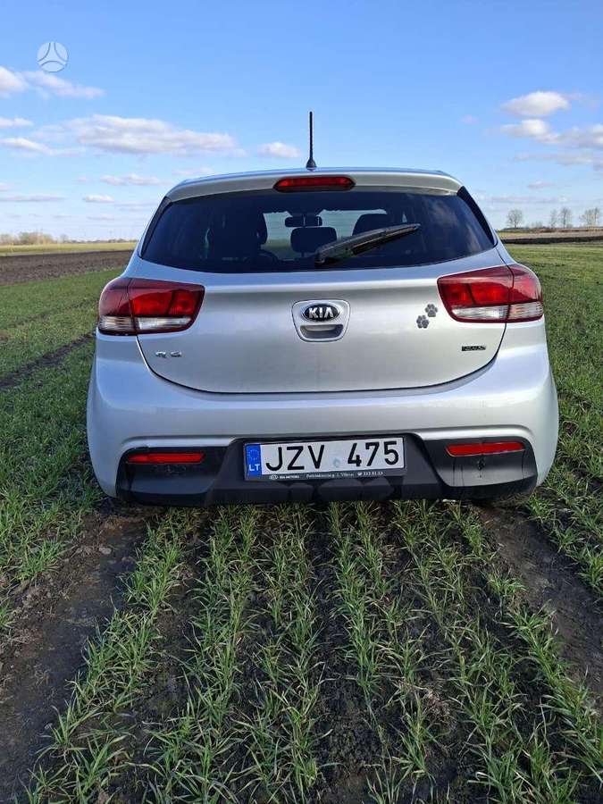 Kia Rio, 1.4 l., hatchback