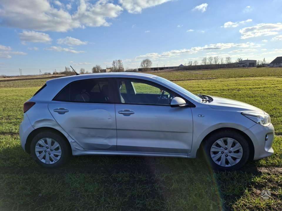 Kia Rio, 1.4 l., hatchback