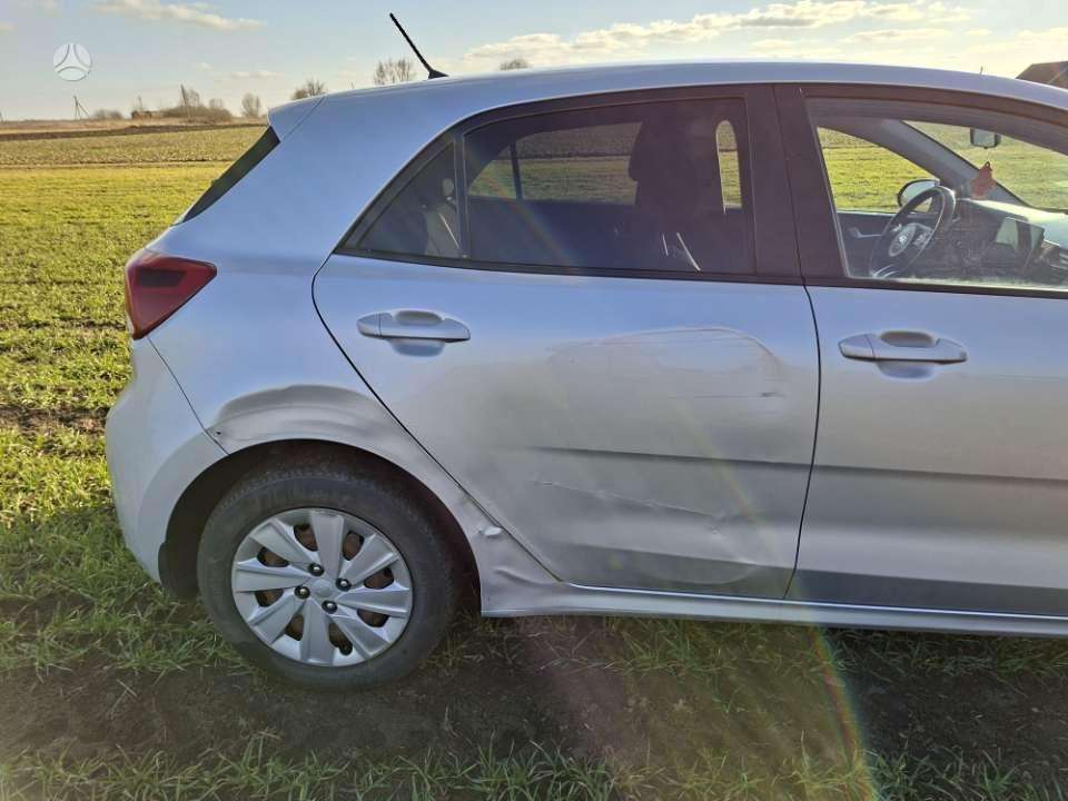Kia Rio, 1.4 l., hatchback