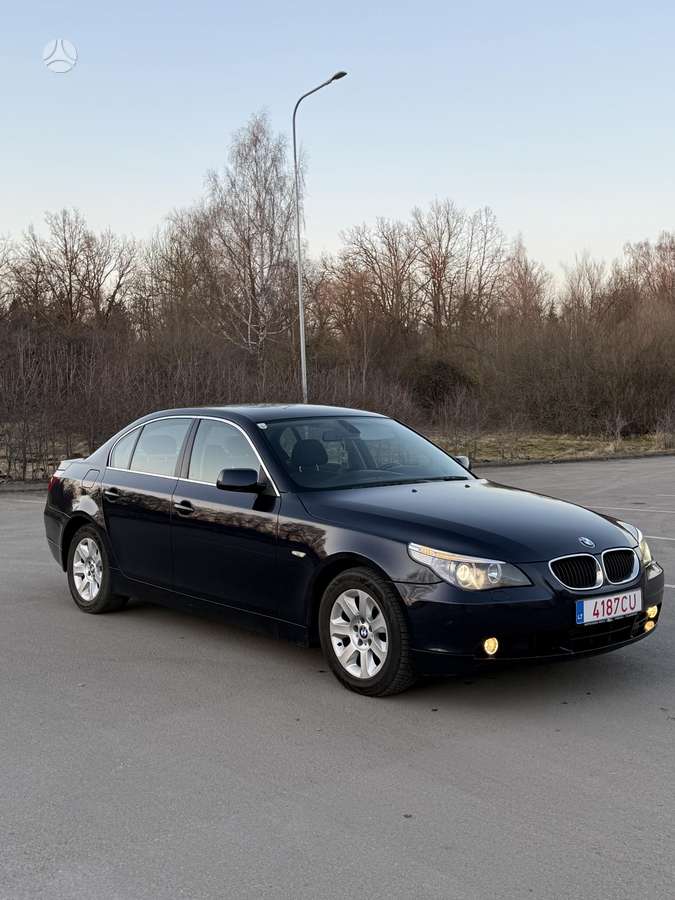 BMW 525, 2.5 l., Седан