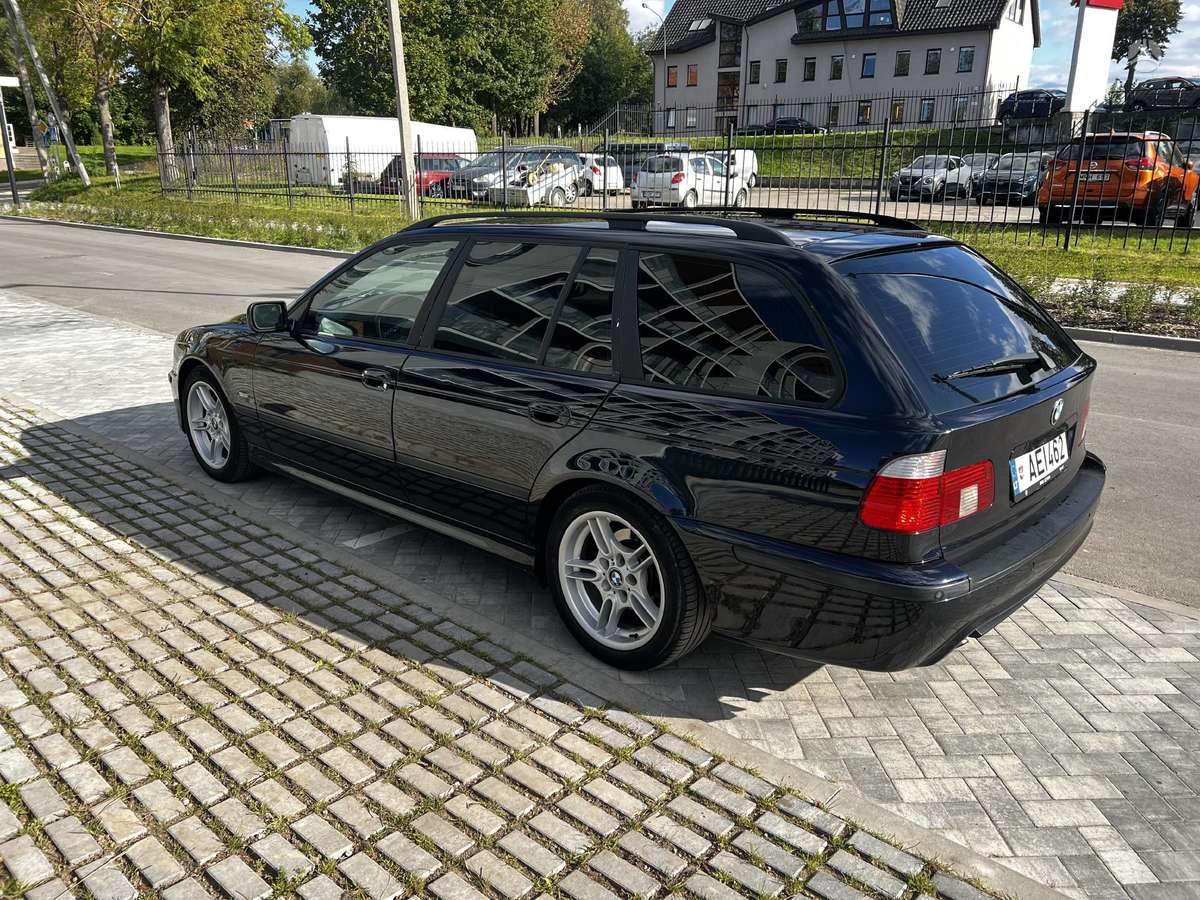 BMW 525, 2.5 l., wagon