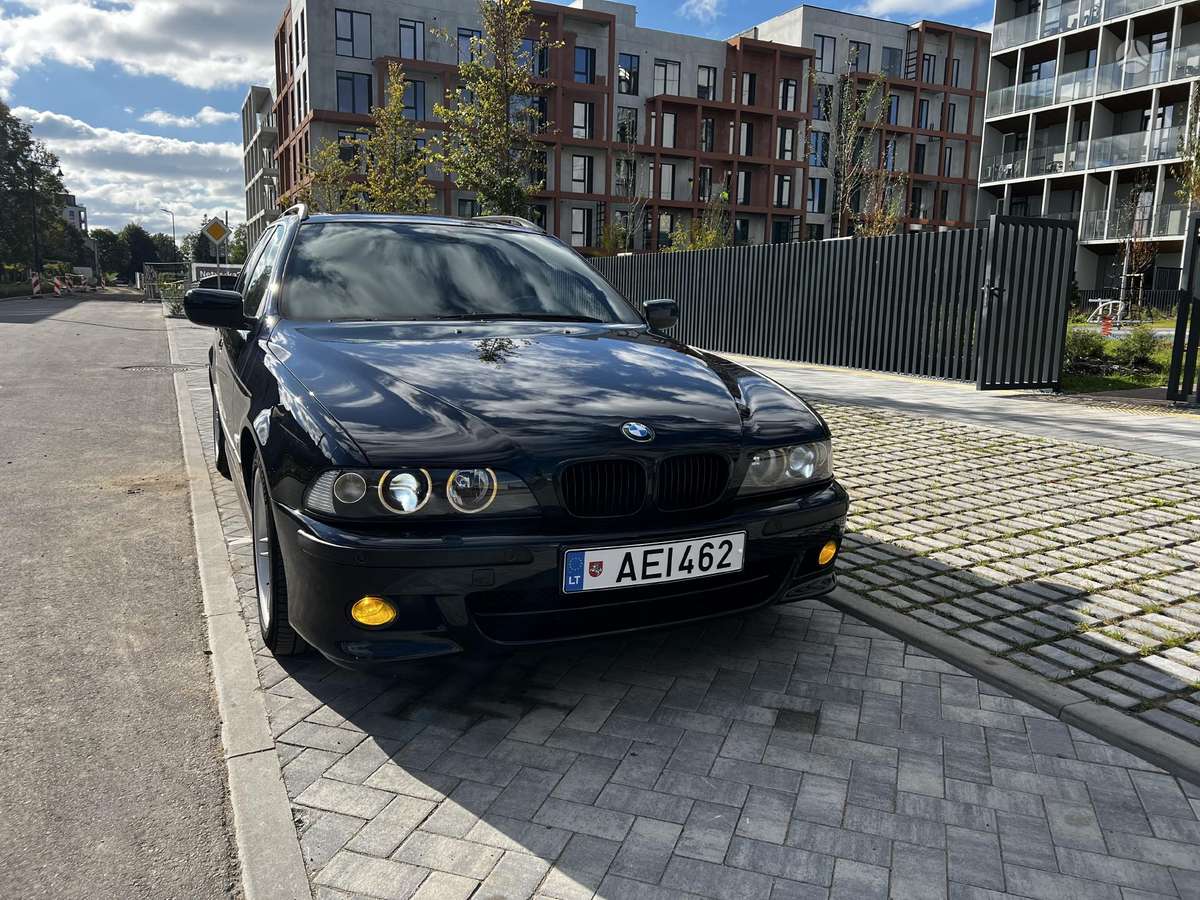BMW 525, 2.5 l., wagon
