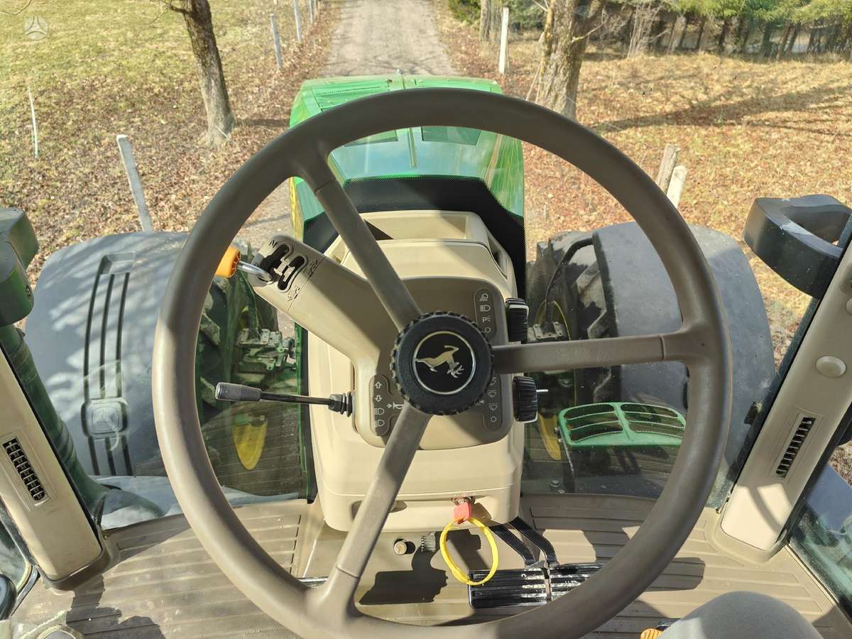 John Deere 7260R, тракторы