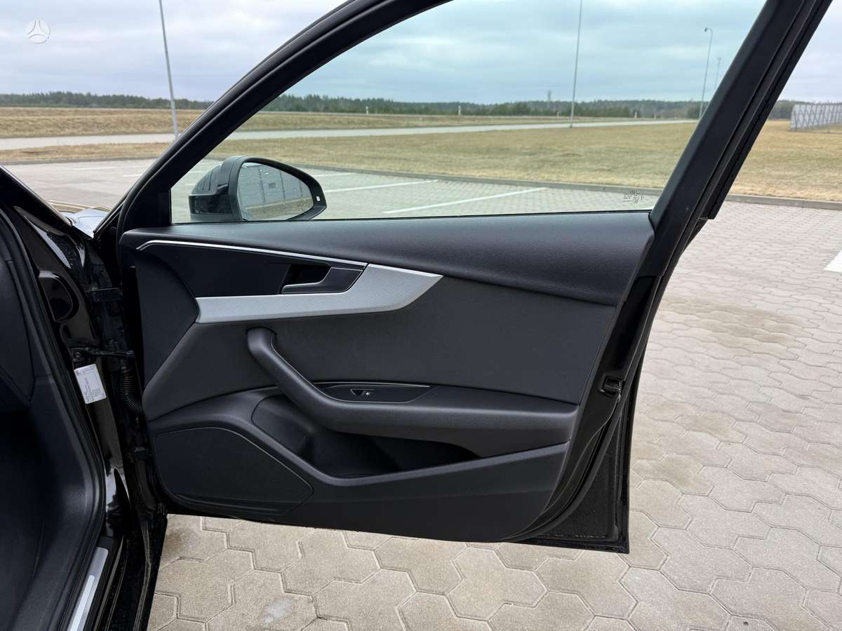 Audi A4, 2.0 l., Универсал