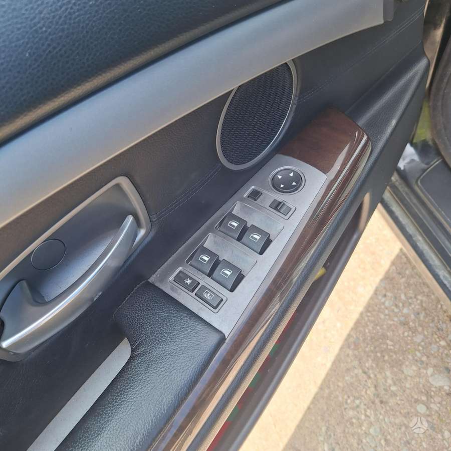 BMW 750, 4.8 l., Седан