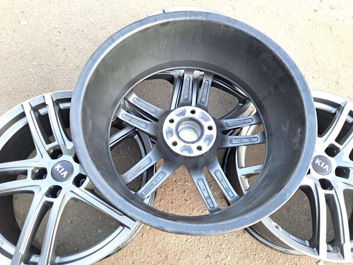 KIA Sorento, lengvojo lydinio, R19