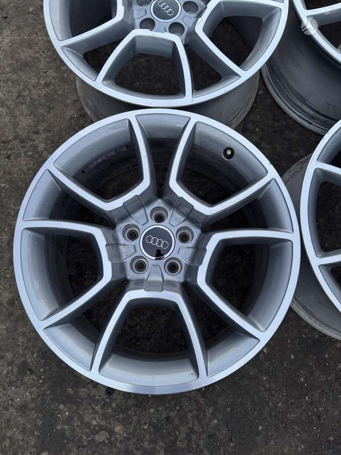 Audi Q2,Q3,Q4etron, легкосплавные , R19