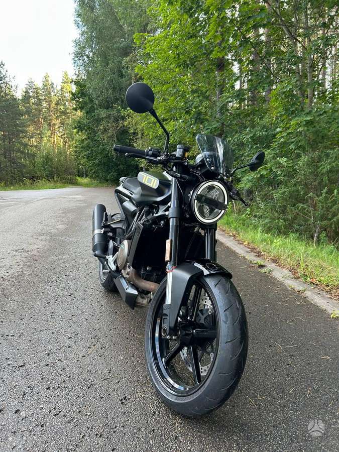 Husqvarna Vitpilen 693cc, street / classic