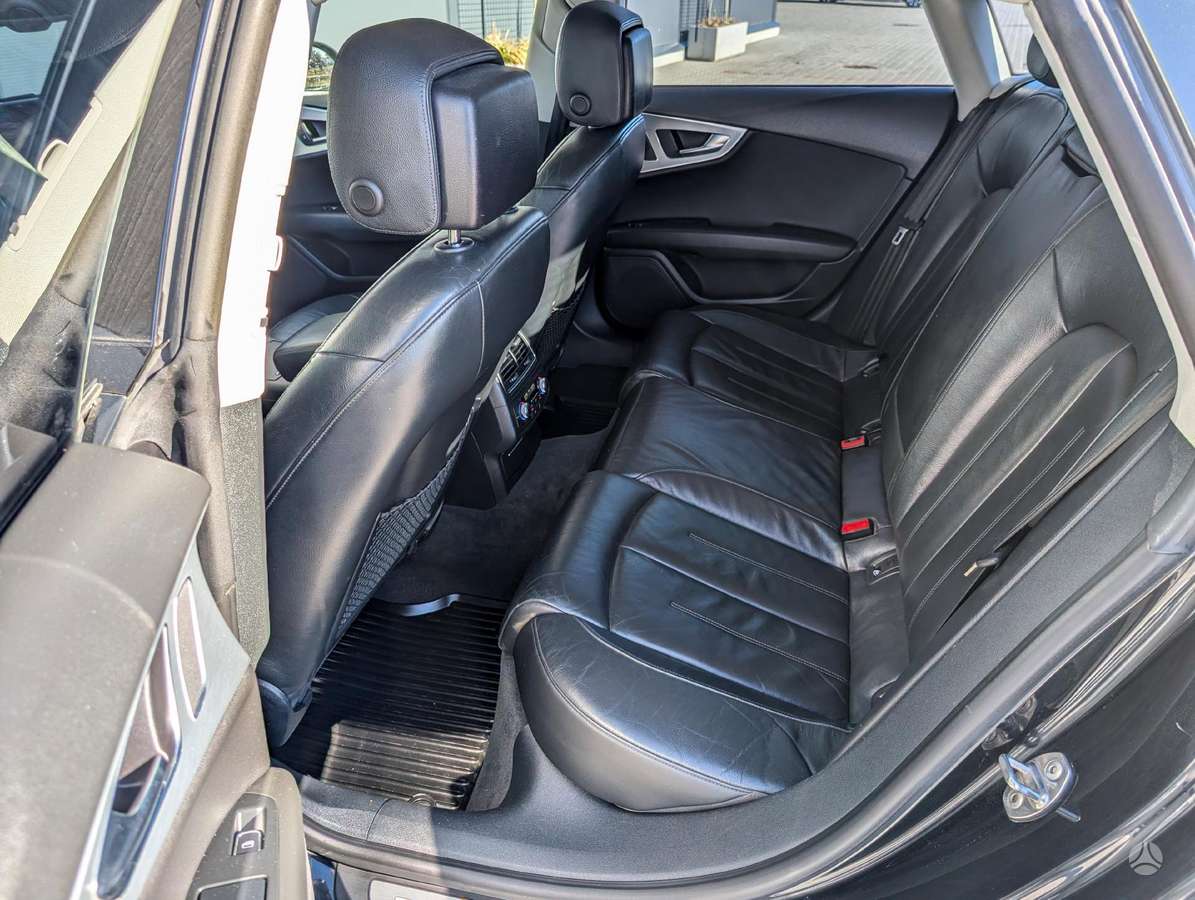 Audi A7, 3.0 l., hatchback