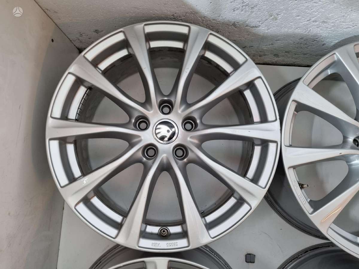Skoda Octavia, Superb, легкосплавные , R18