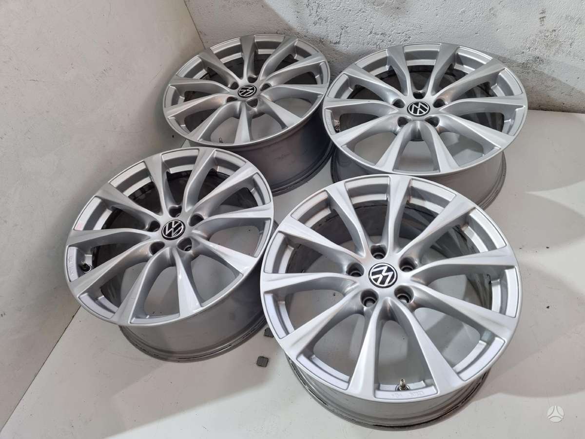 Volkswagen Passat B7, light alloy, R18