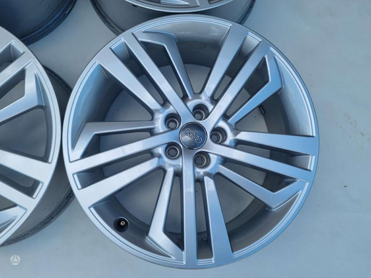 Audi A6 R20, light alloy, R20