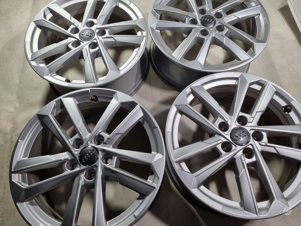 Audi A3 originalūs, lengvojo lydinio, R17