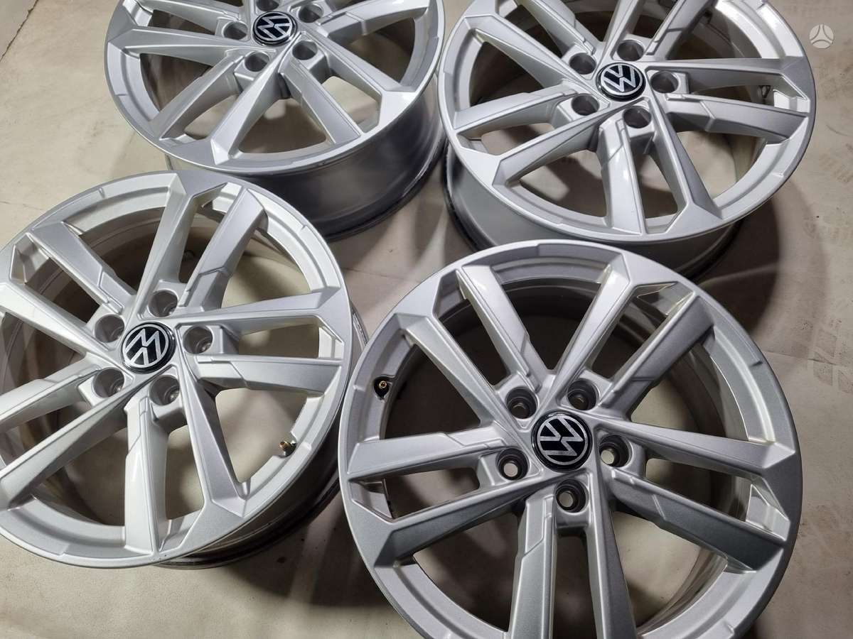 Volkswagen Golf 7, light alloy, R17