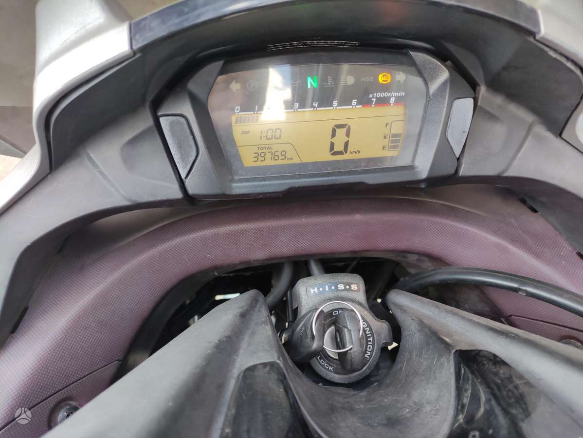 Honda NC 700cc, scooters / mopeds
