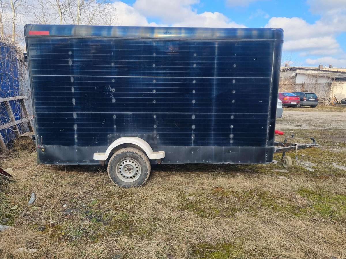 -Kita- Kita, passenger car trailers