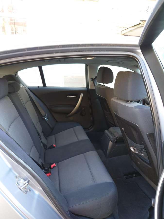 BMW 118, 2.0 l., hatchback