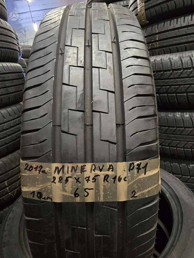 Minerva, vasarinės 225/75 R16