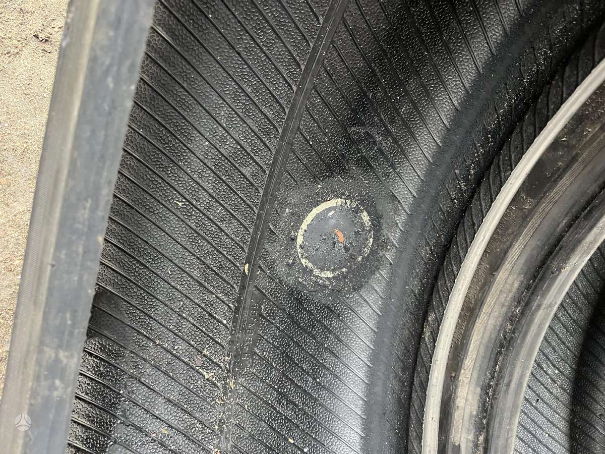 Hankook, kita 235/45 R19
