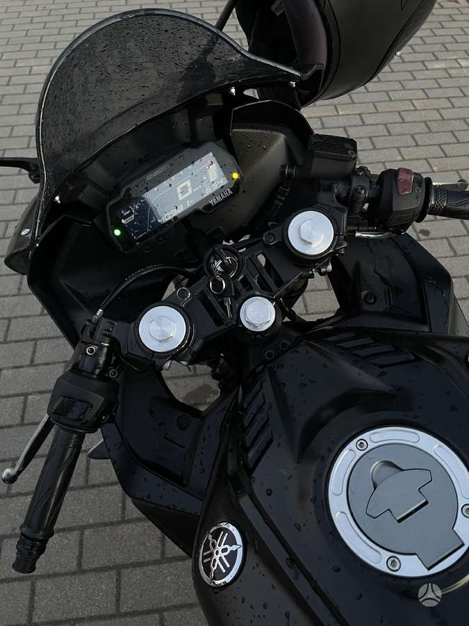 Yamaha YZF 125cc, superbikes