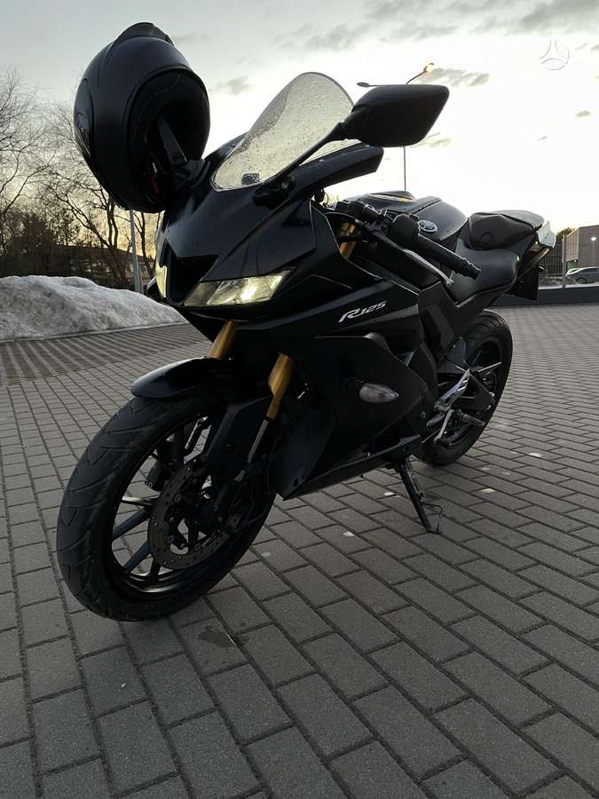 Yamaha YZF 125cc, superbikes