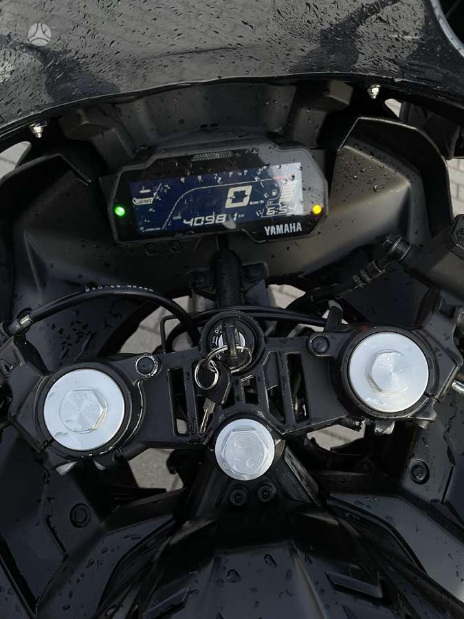 Yamaha YZF 125cc, superbikes