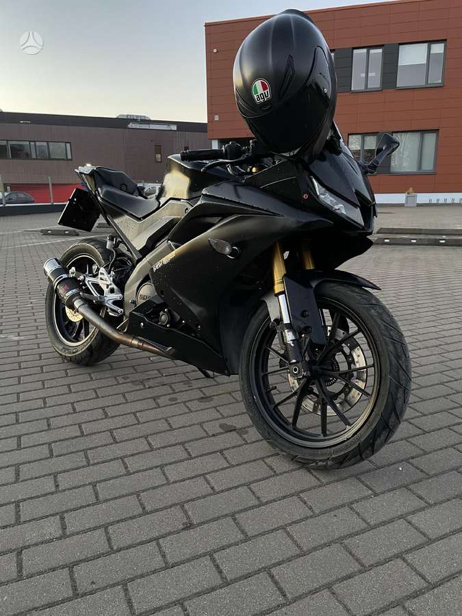 Yamaha YZF 125cc, superbikes