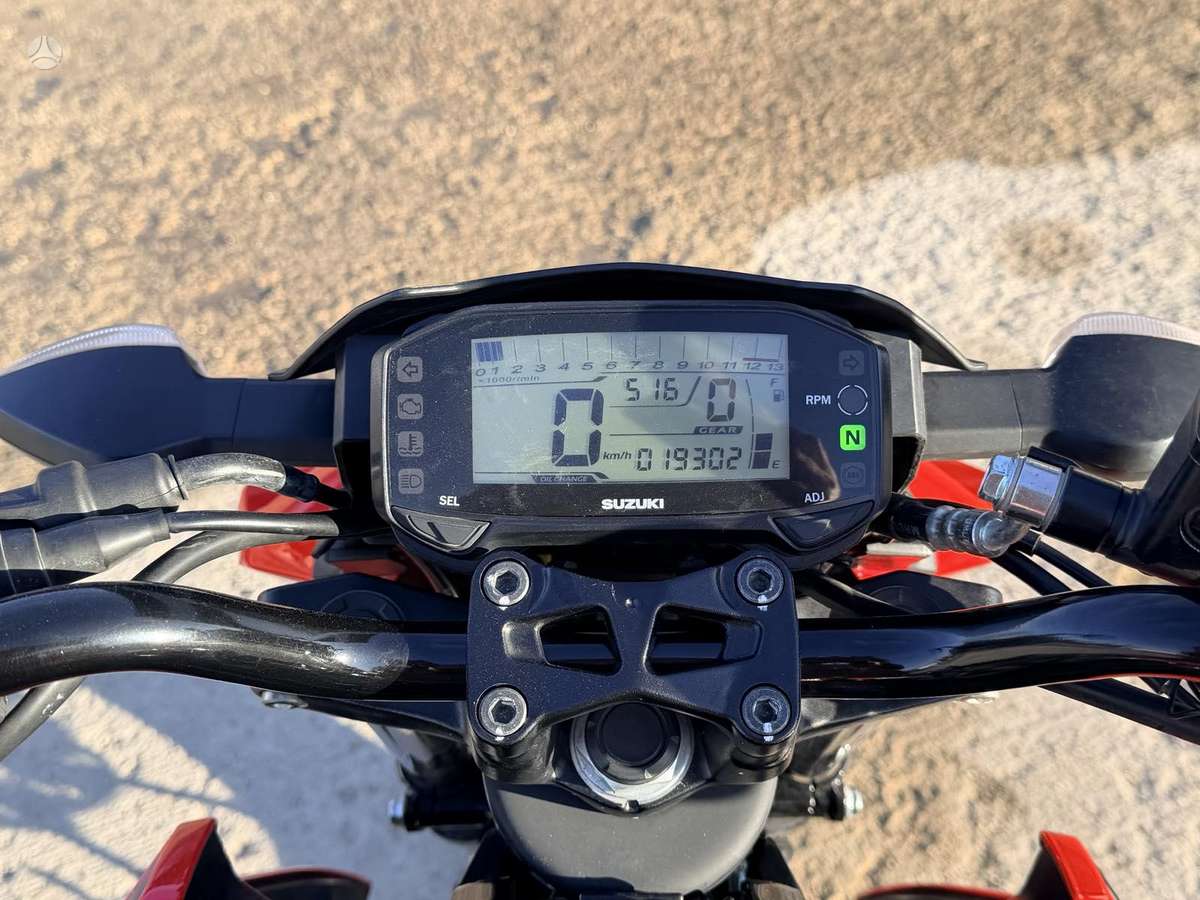 Suzuki GSX-S 125cc, street / classic